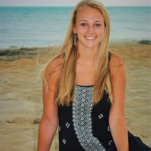 Meet your Posher, Ella